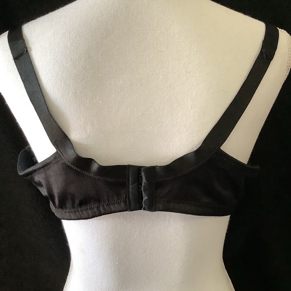 Avenue Lace Overlay Bra - Picture 4 of 6